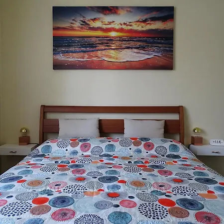 Guest house Ss. Smile Loreto