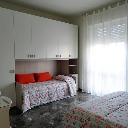 Ss. Smile Guest house