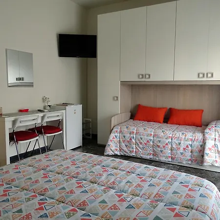 Konukevi Ss. Smile 3*